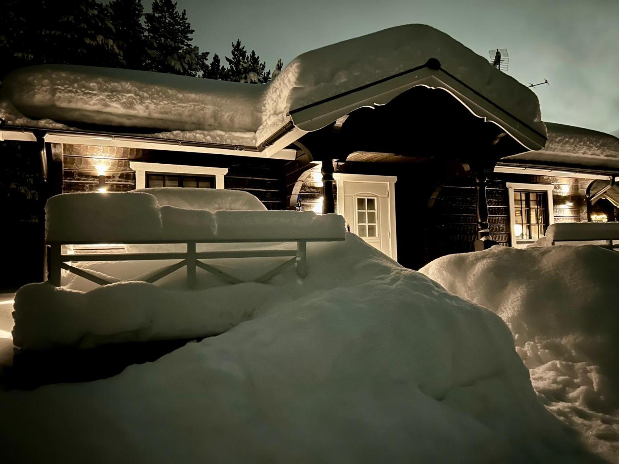 Nymon Mountain Lodge สเตอเตน ภายนอก รูปภาพ